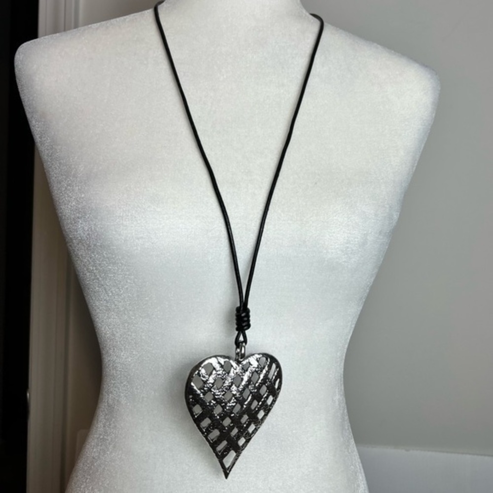 Necklace Silver Large Heart Metal Pendant